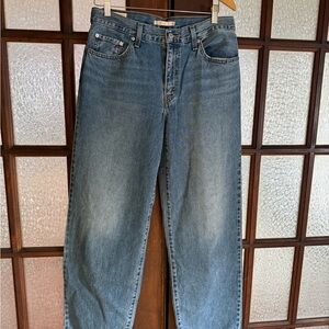 Levi’s Baggy Dad Jean